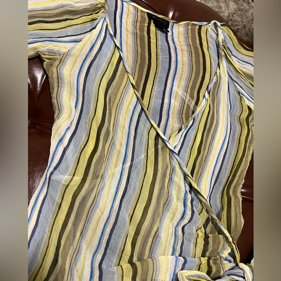 VTG Sheer Silk Wrap Blouse - Picture 3 of 4